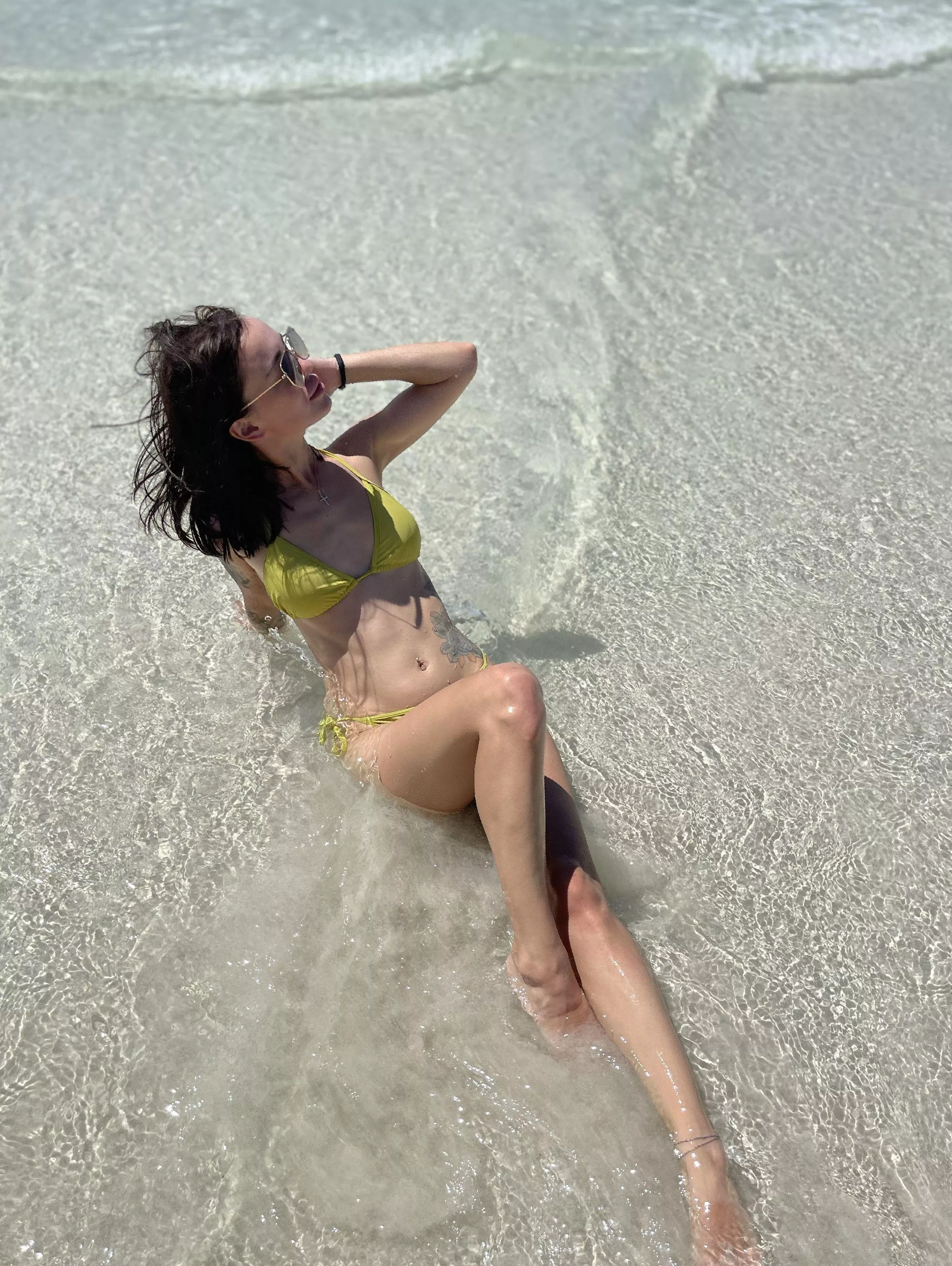 my vulgar thoughts do not let me calm down even on vacation