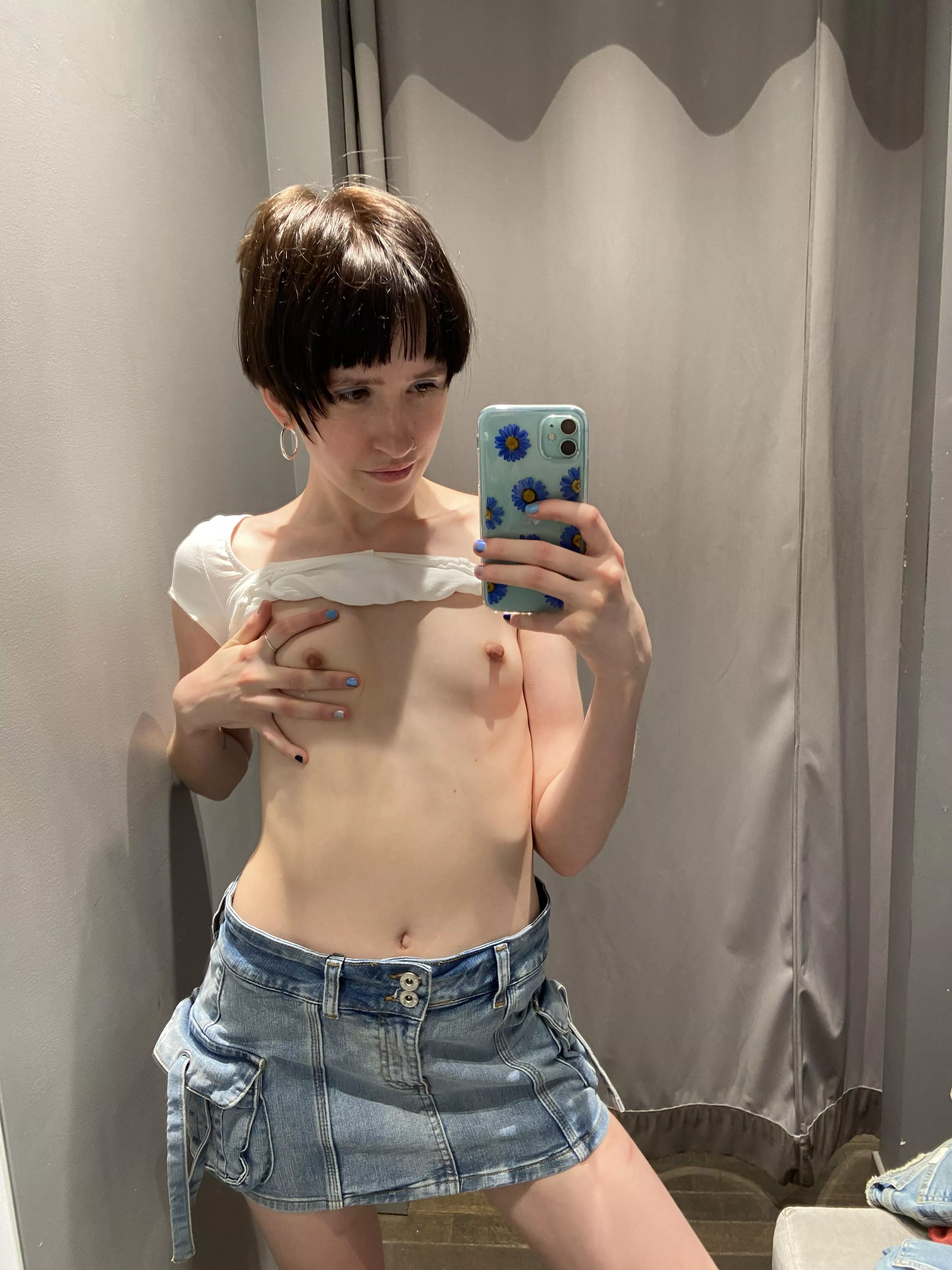 Say YES if you want nudes from me today