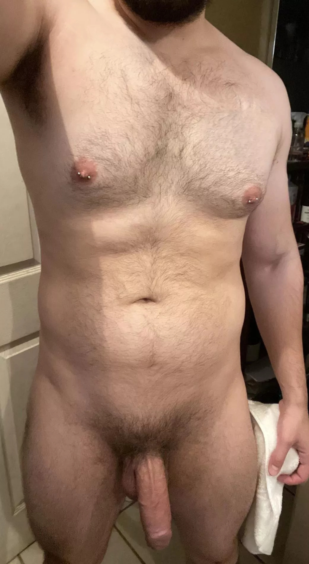 Summer = no clothes 🥵