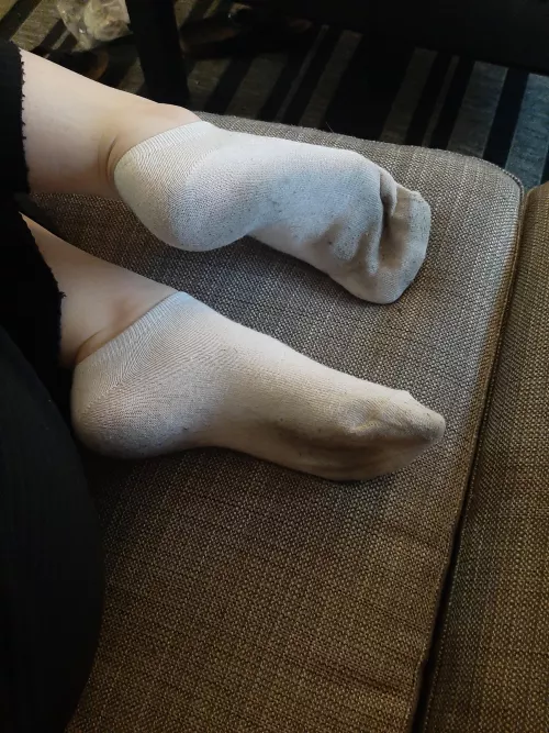 Sweaty gym socks alert❗[selling]