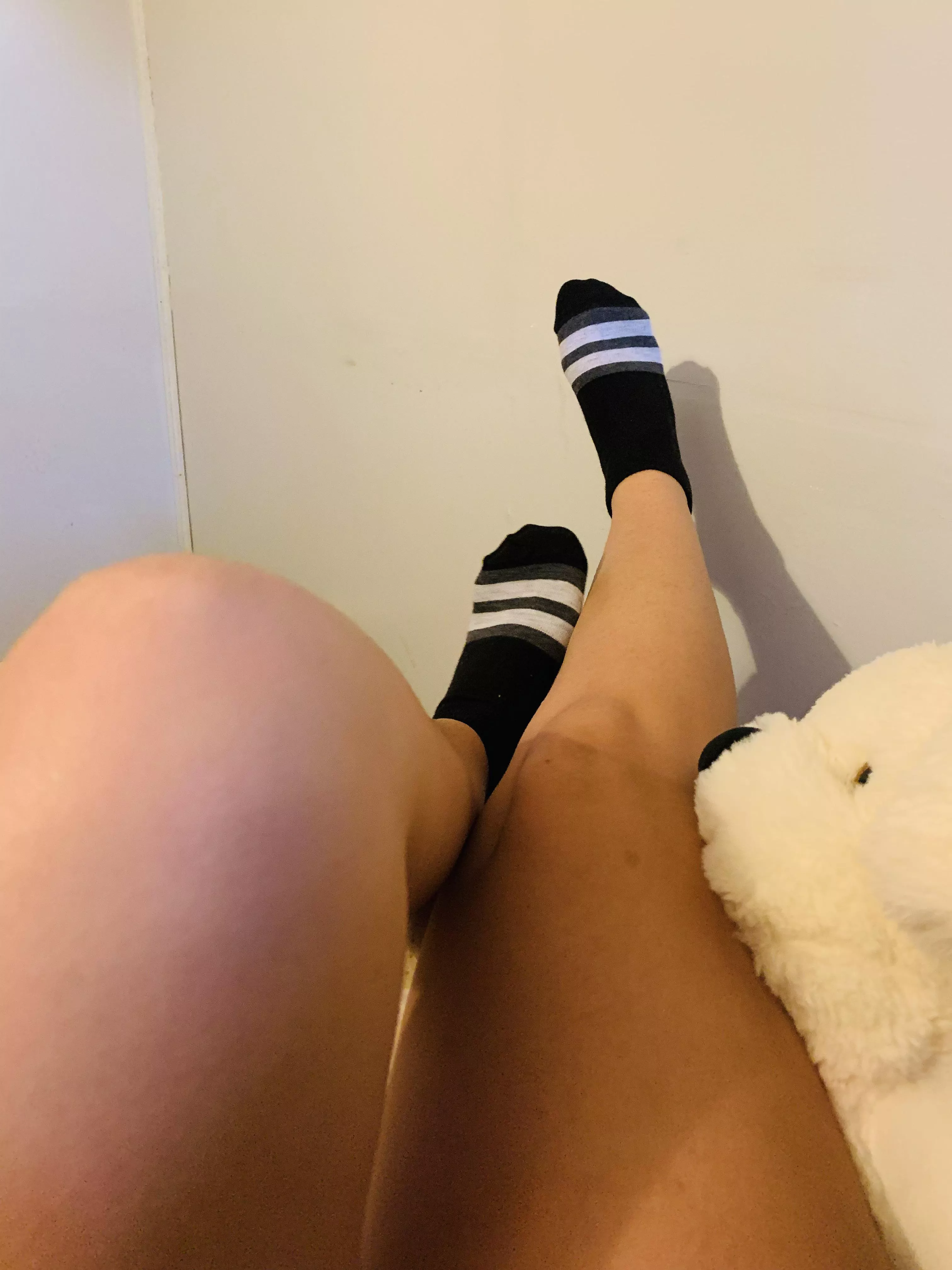 you’d love to put these in your mouth [selling] [US]