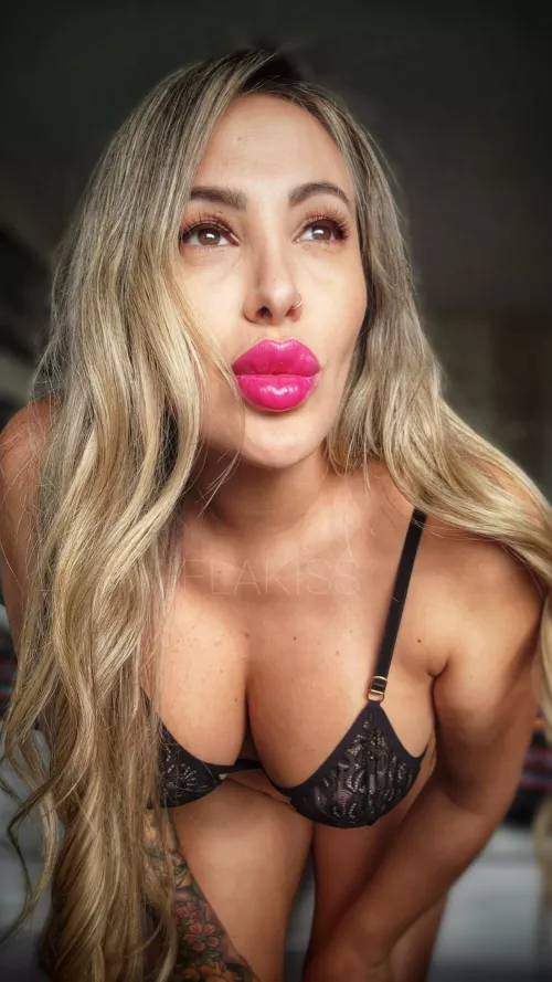 Your favorite pillows, love to pump them more