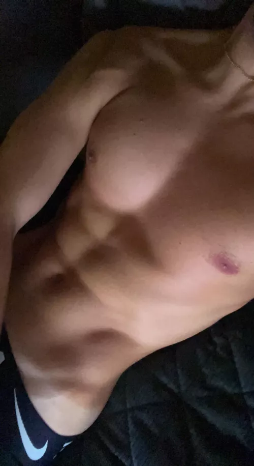 24 Aus. Hot fit aussies only @Ls.gee