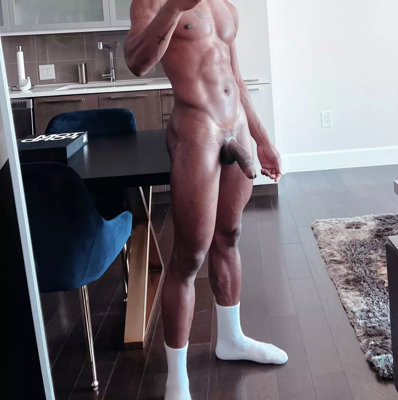 27 looking for a verbal jo before gf gets home fit + gooning + add: sebastienxtom