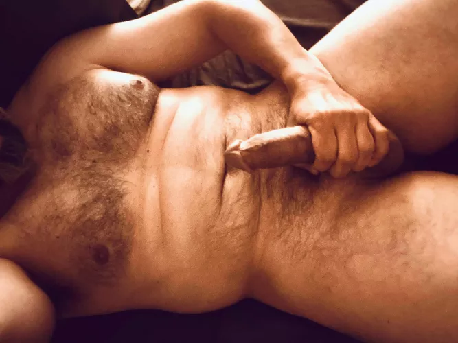 [47] Daddy is still up… (DMs open)