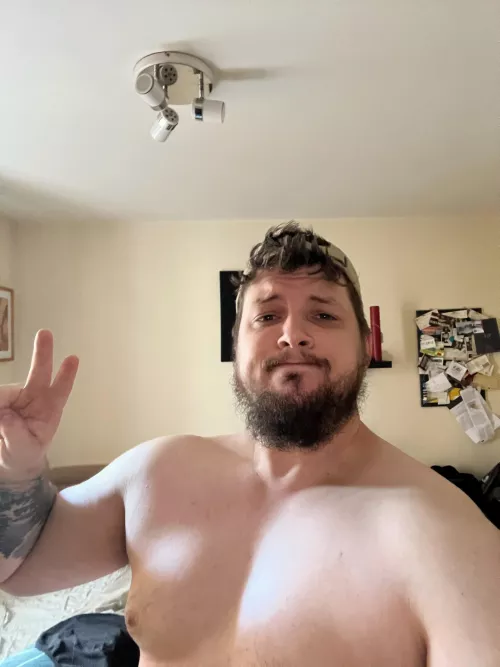 Another day, another gym day! 💪🏻