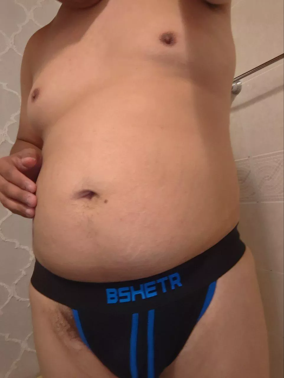 Anyone wanna play with me ~