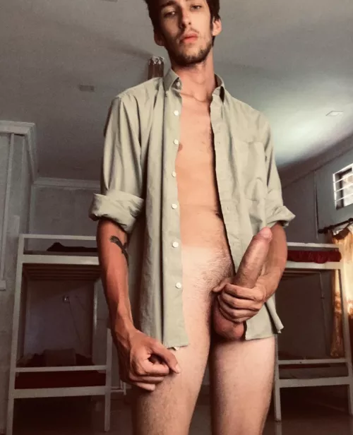 Anyone want to bunk w me