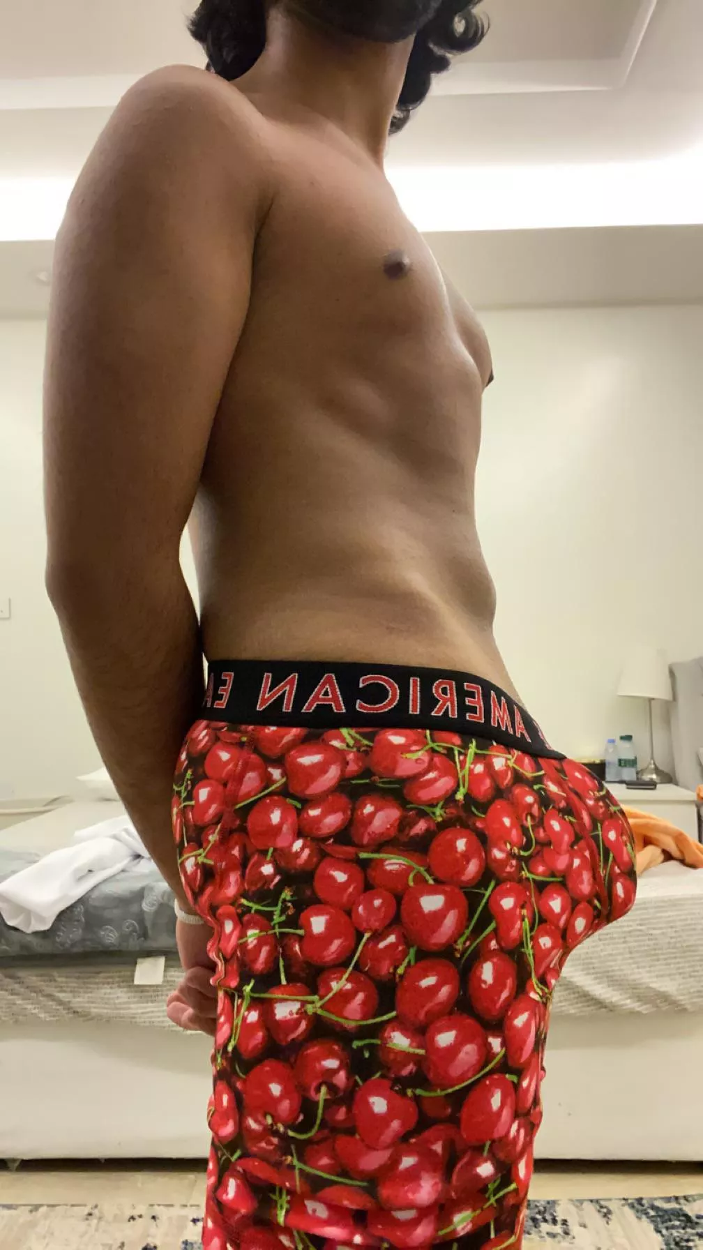 Can soft bulges get some love here? (oc)