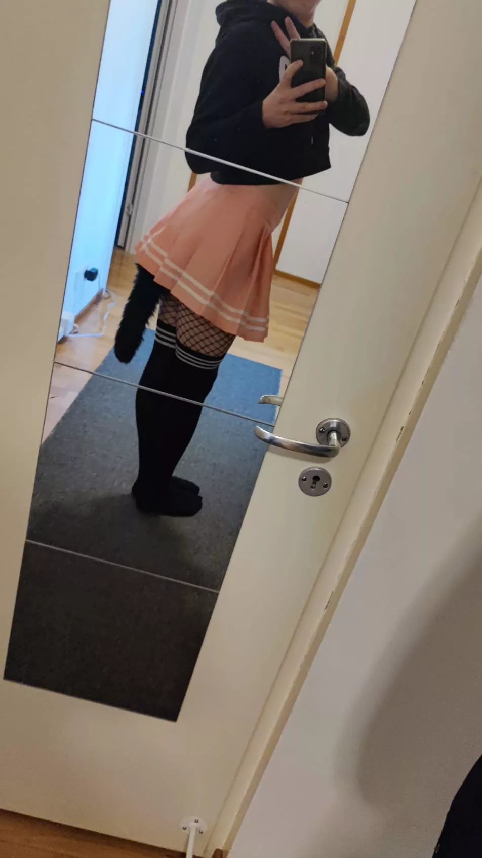 Do you happen to like the catboy aesthetic? =)