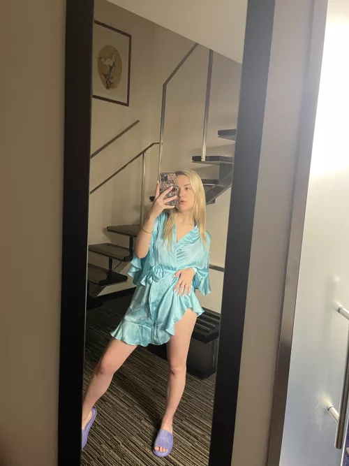 Do you like my long skinny legs