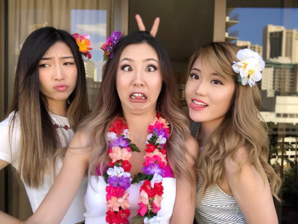 Goofy Hawaii girls