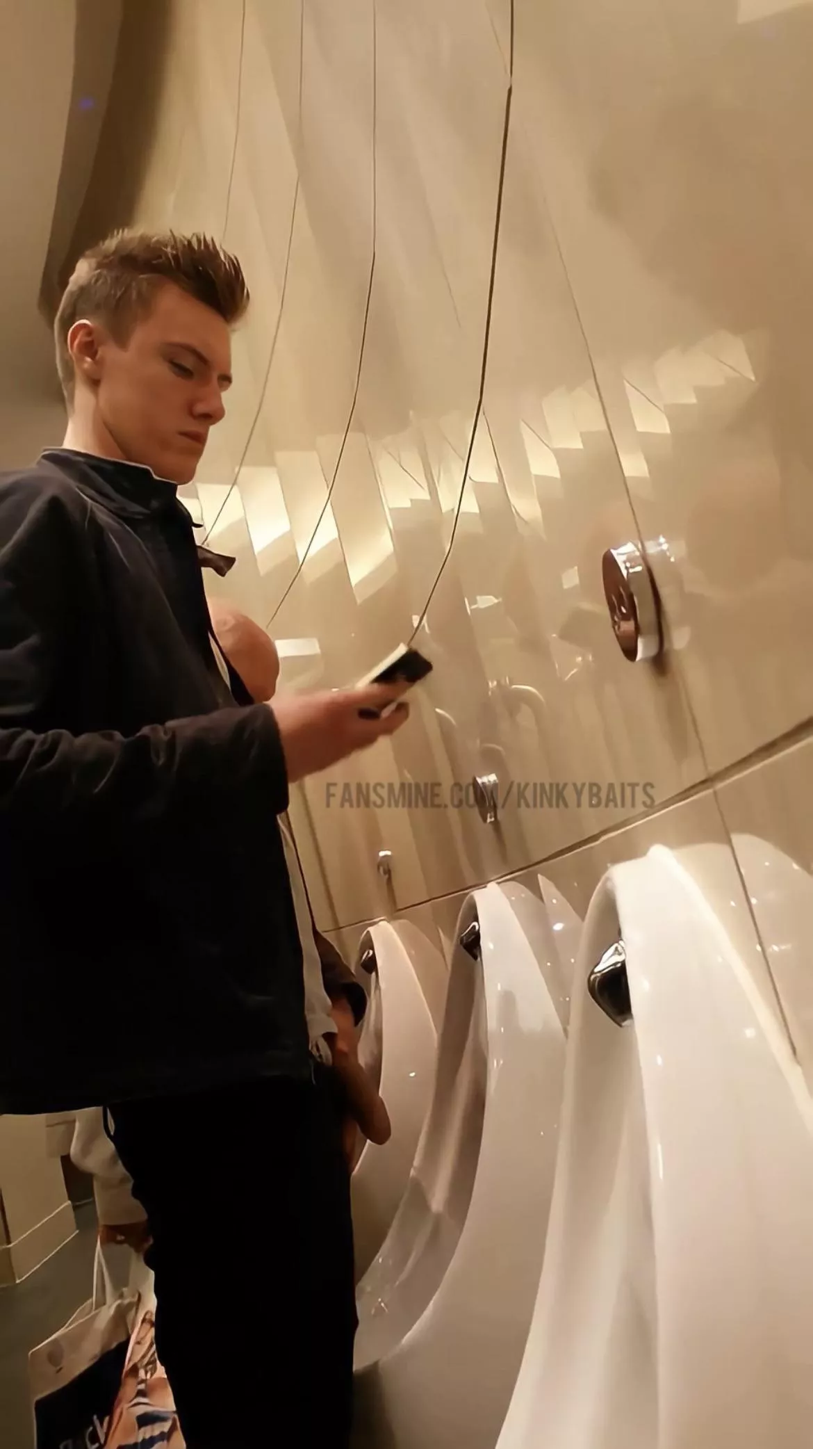 Handsome Coworker’s Big Cock 💦