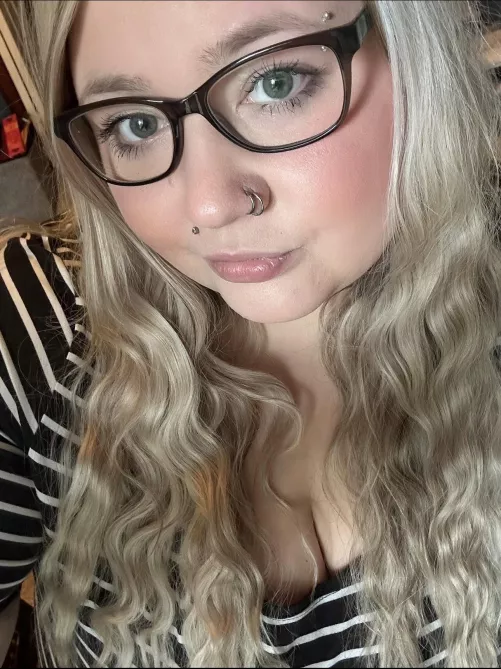 How are you enjoying your Hump day? 🐫 😏