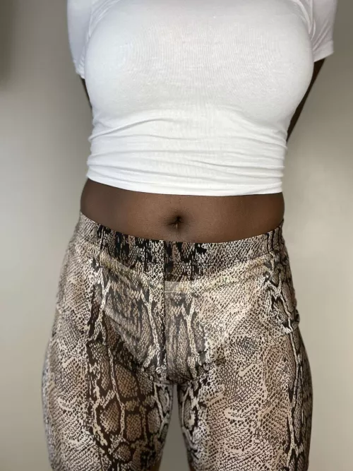 I heard my snake skin pussy is to die for