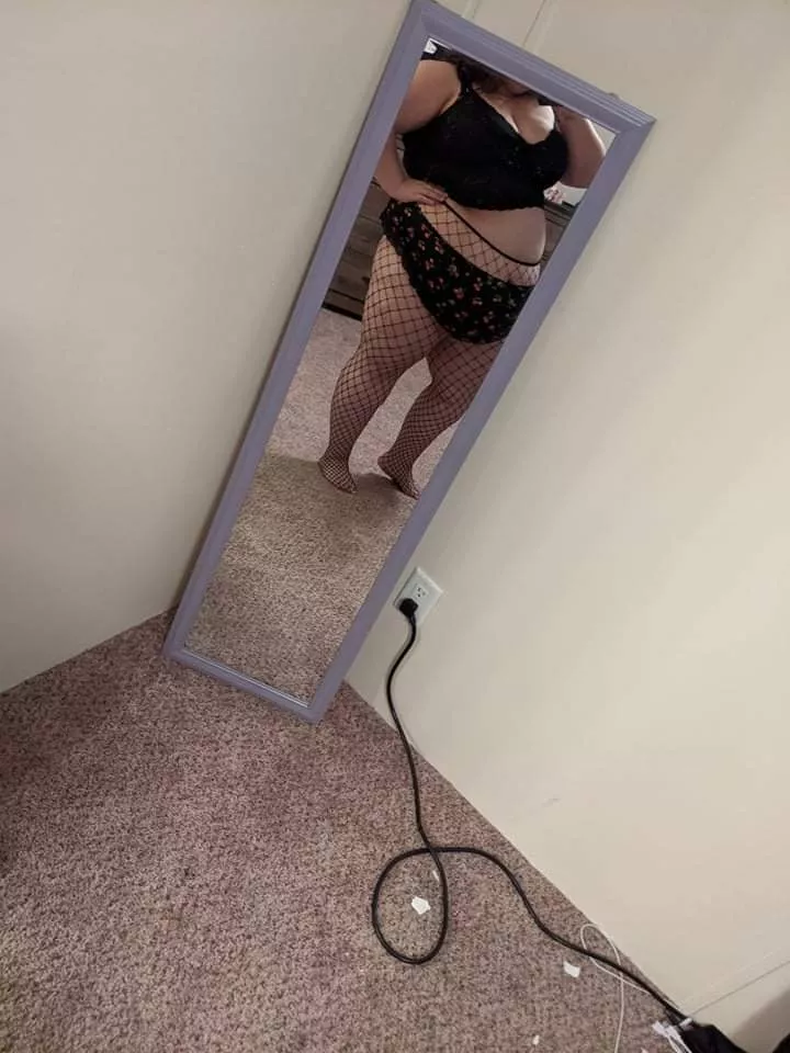 I hope you'll admire my body too 😘