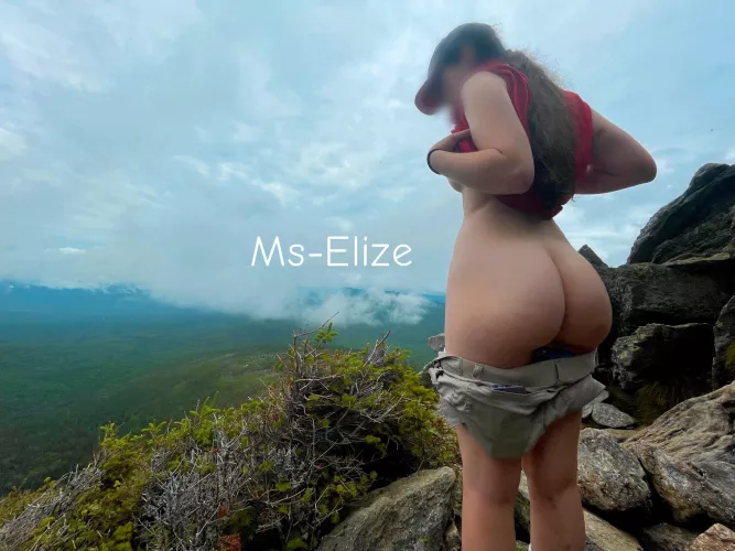 i need a hiking buddy 🏔