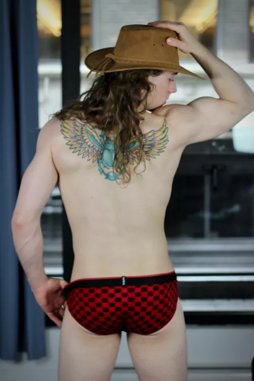 Is checkered in right now?