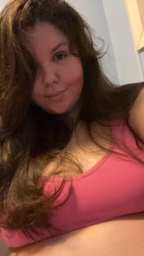 messy hair, don’t care 💇🏻‍♀️