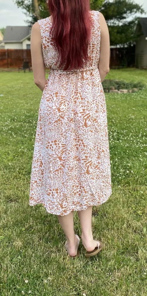 My home and garden are my happy places 😏