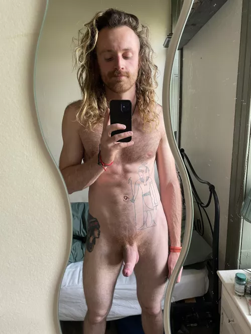 No clothes, no problems!