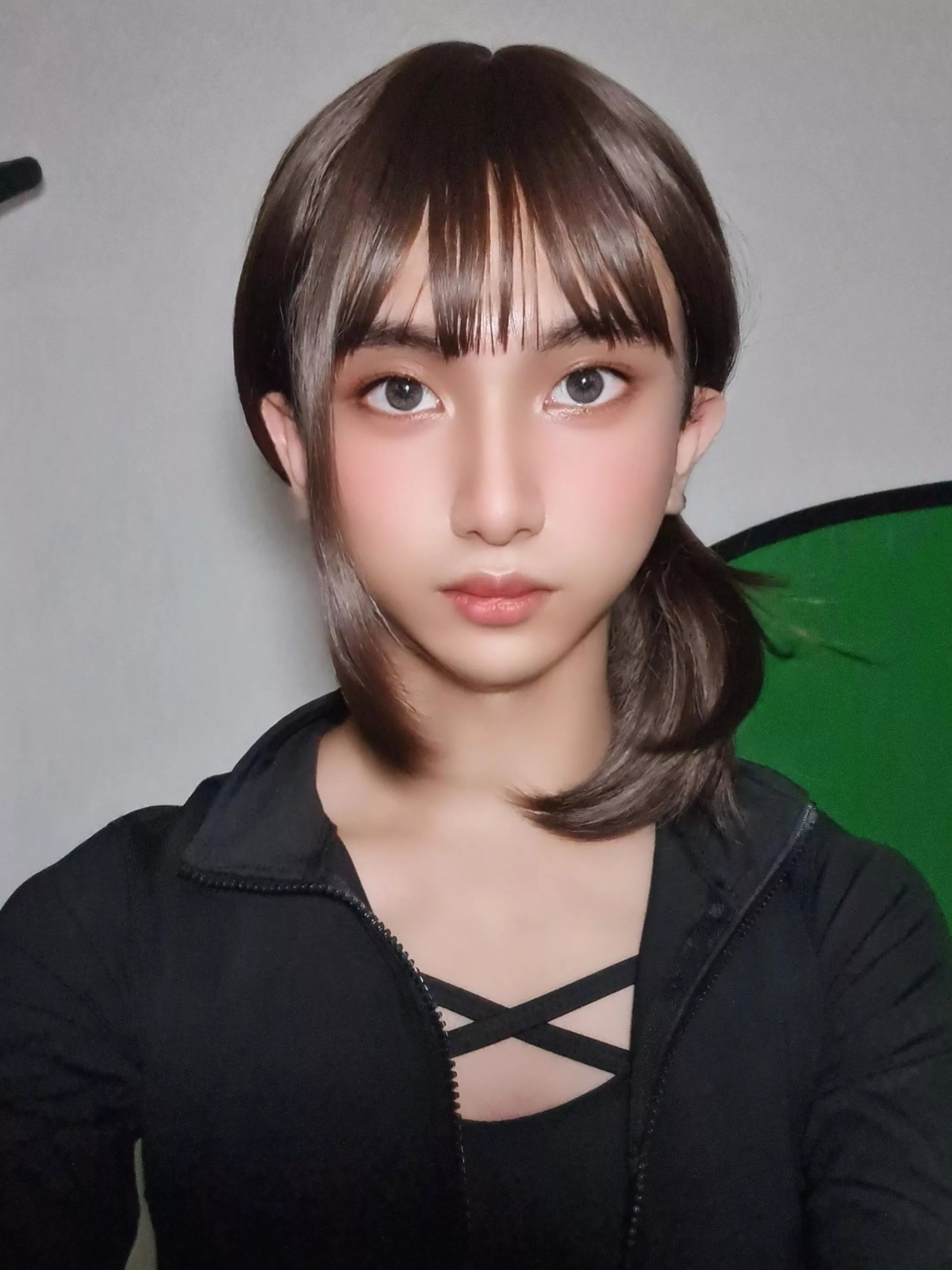 Taking Selfie as Kobeni! 😗🙂🤳