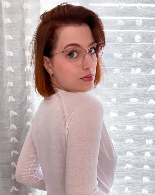 The face of a girl that loves posting here on reddit