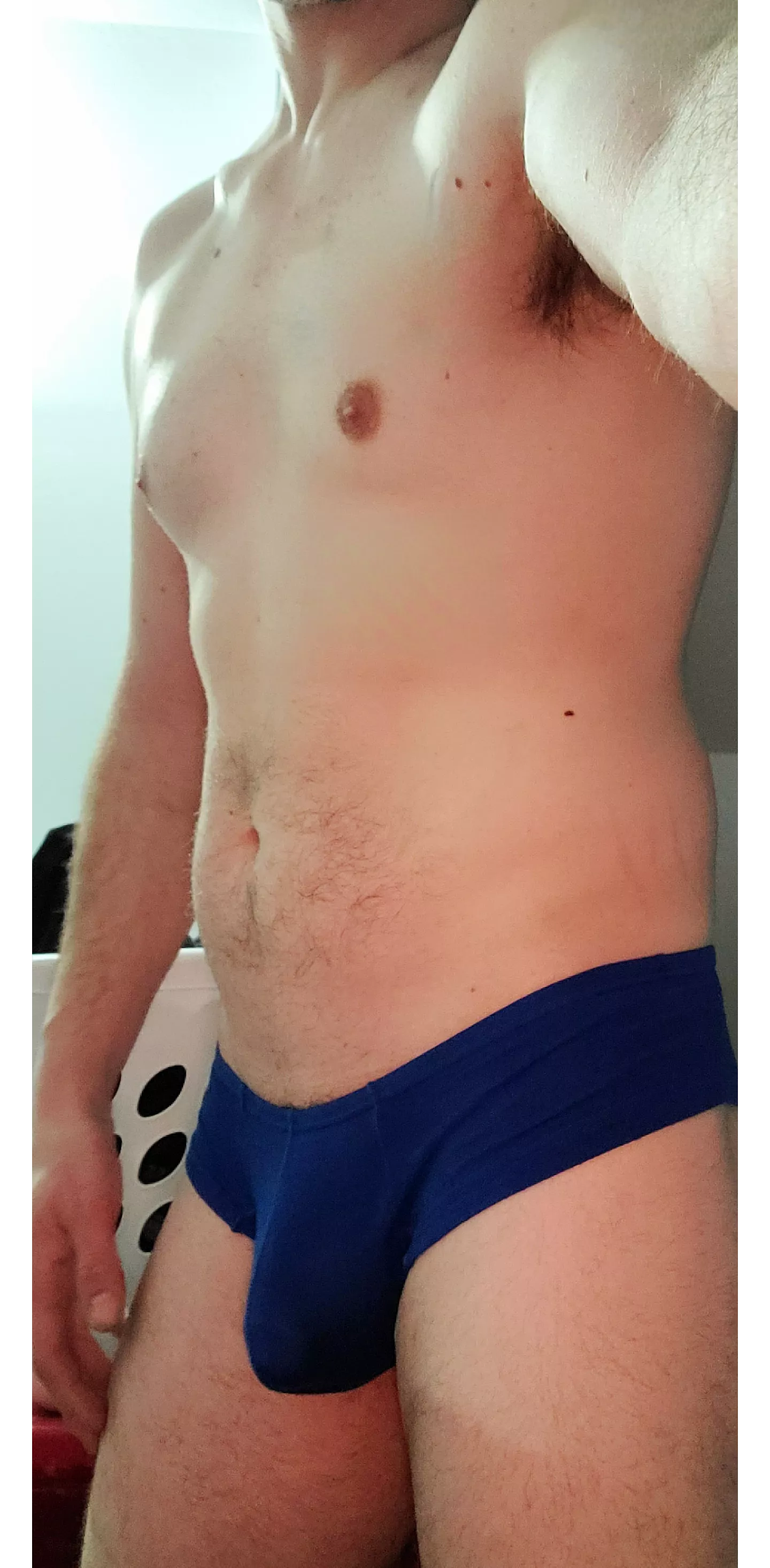 Underware in Pic 1 or Pic 2 ? The latter are definitely more comfy lol