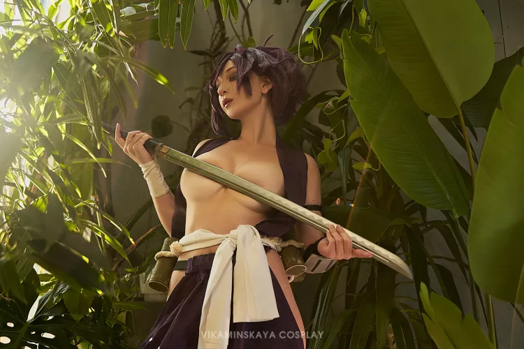 Yuzuriha by Vikaminskaya