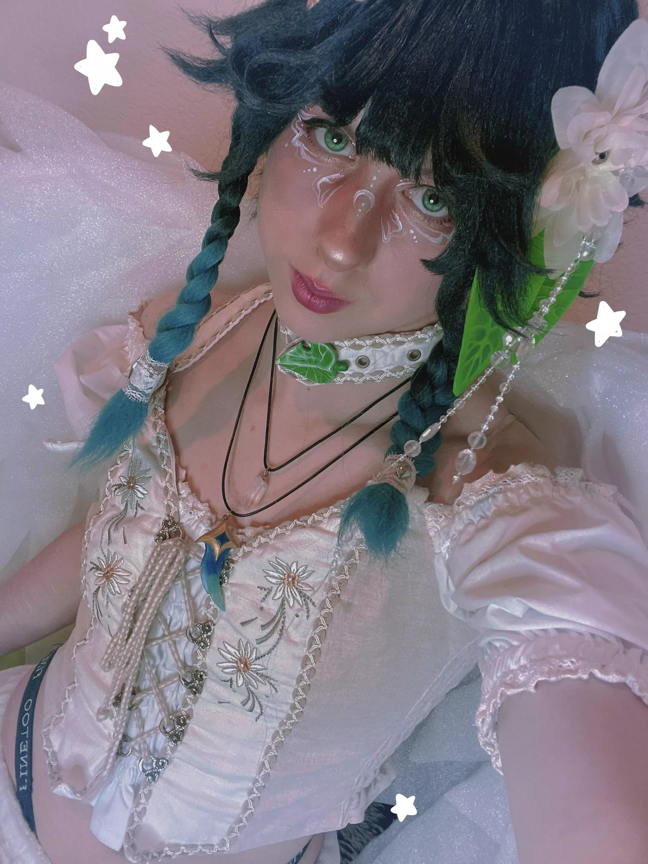 Can you guess who I am cosplaying? :3