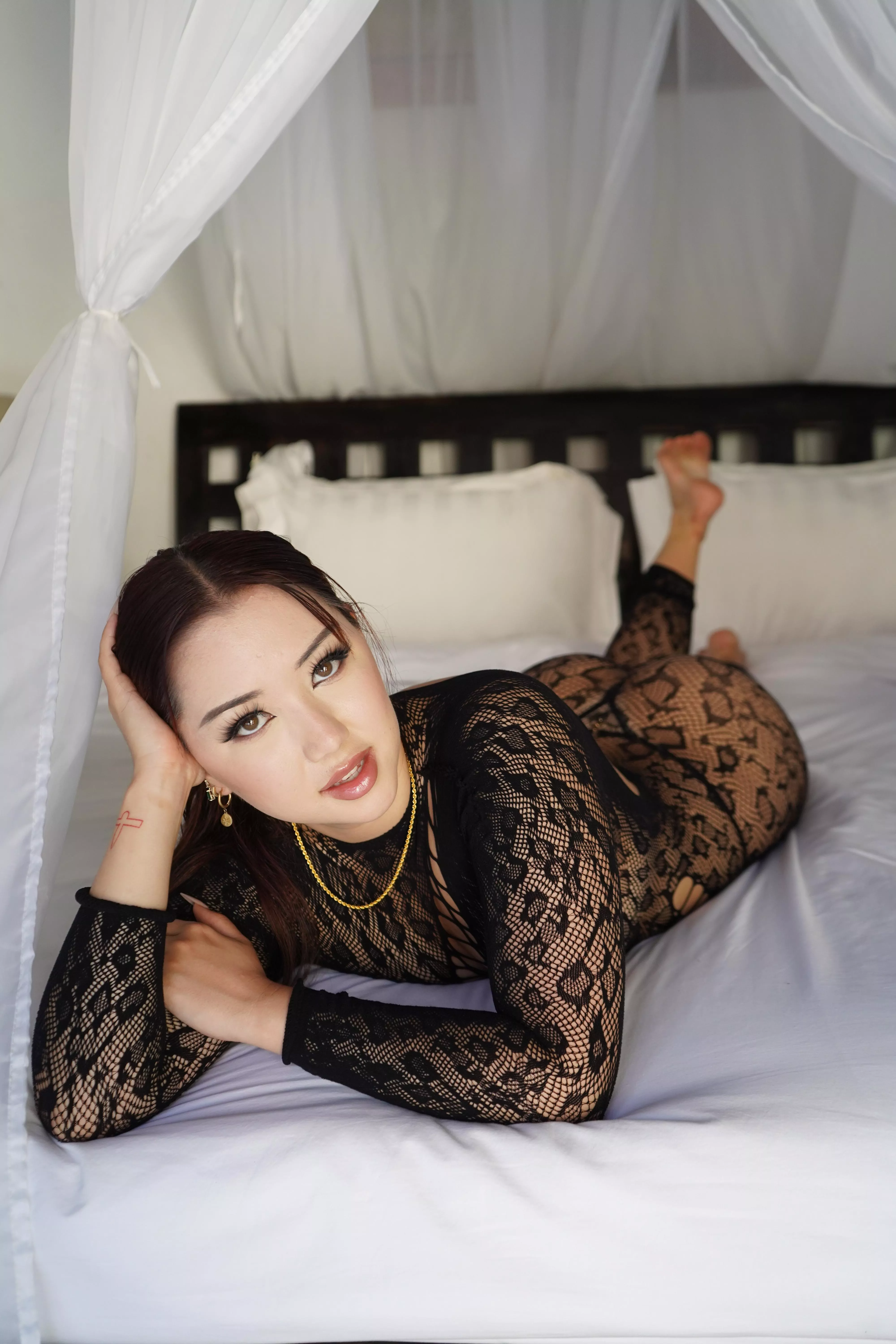 Come play with mommy yes? xx