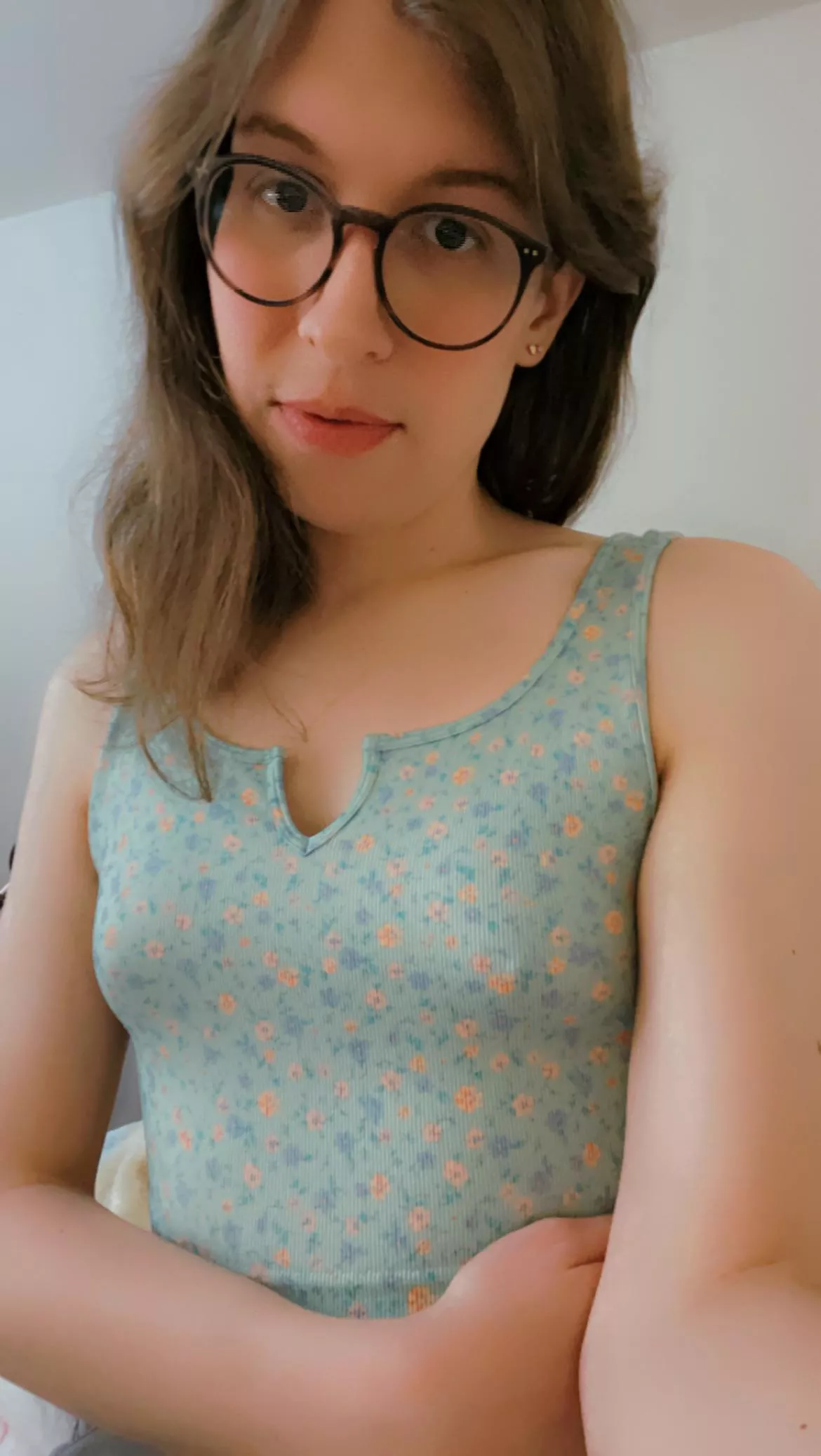 could really use some cuddles today 🥺