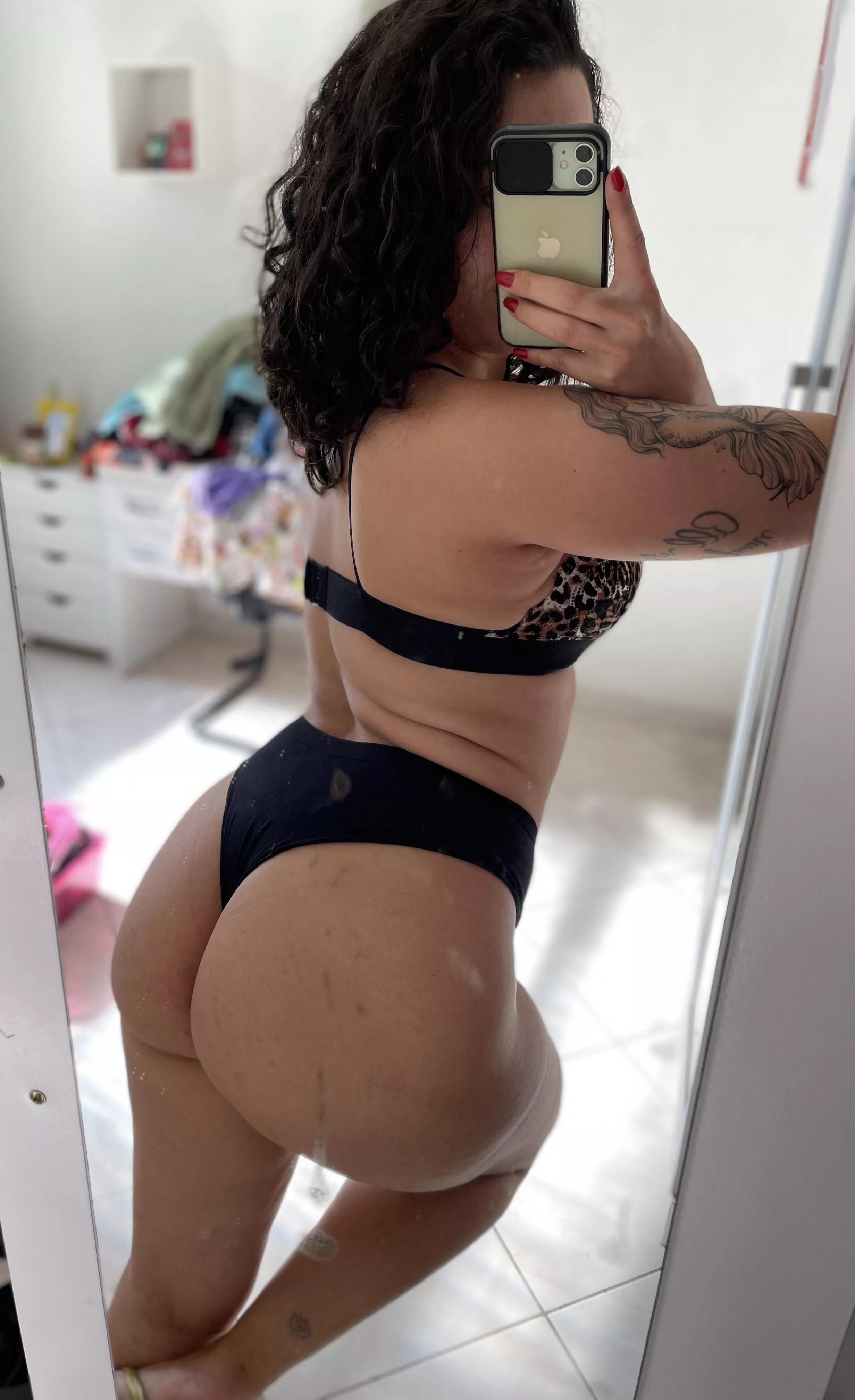 Do you have a hard-on for Latinas?