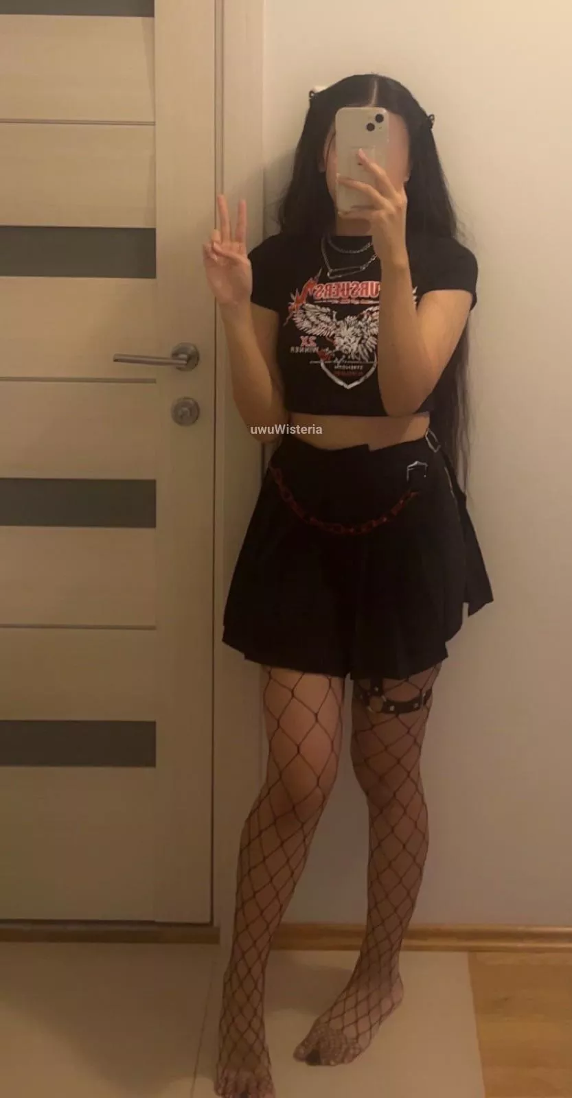 do you like big fishnet holes? 😳