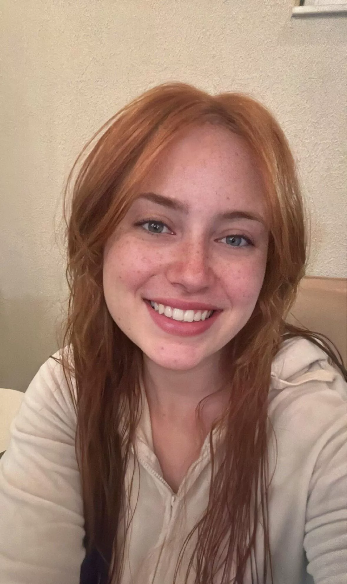 Feeling cute without makeup [f]