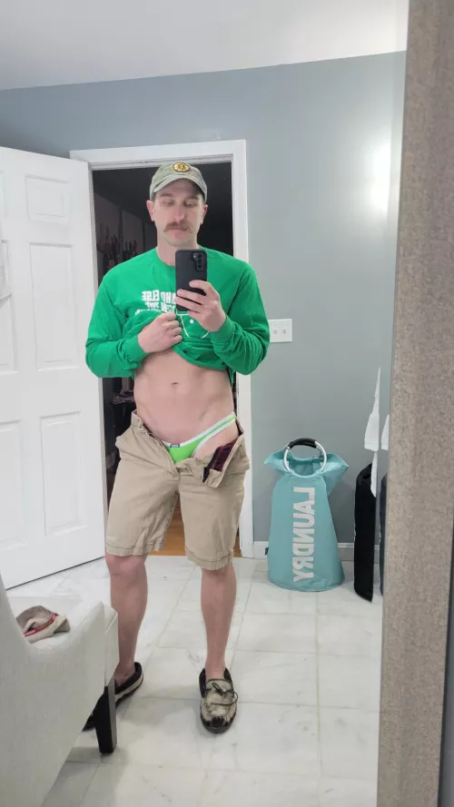 First time in a bikini cut 😳