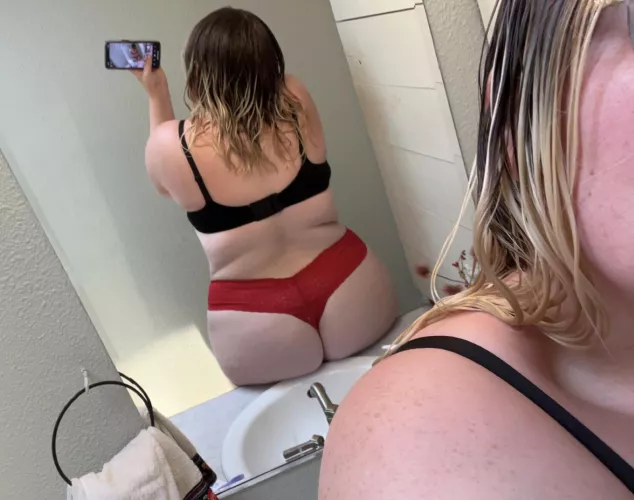 Grab these love handles