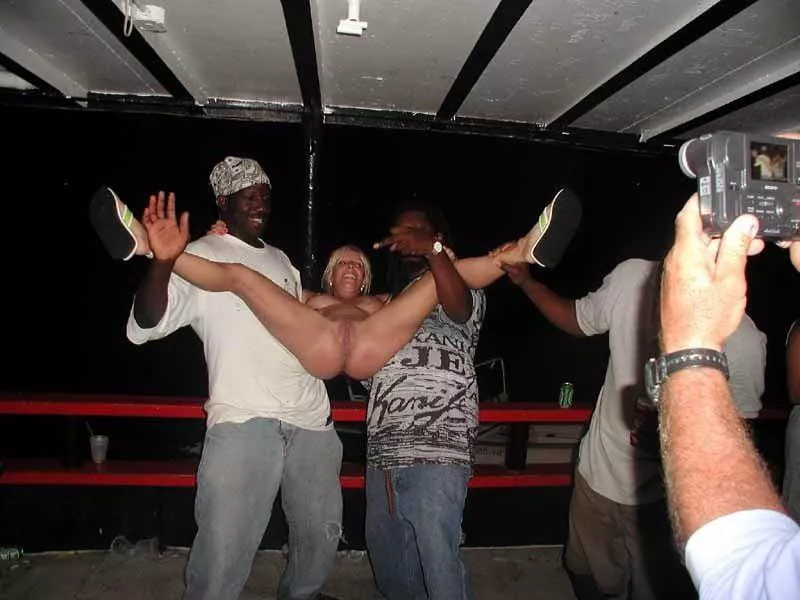 Hard to say what is worse: That your mom takes such pics or she takes these pics with ur bullies and looks happy