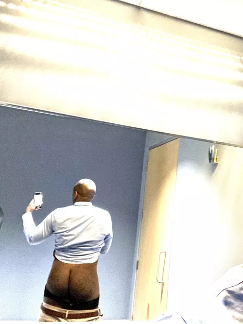 How Does My Butt Look?