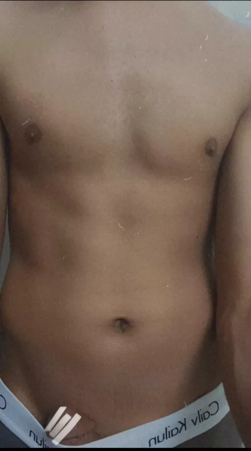 I’m 19. Wanna jerk with me?(Jus around my age) @ywee00