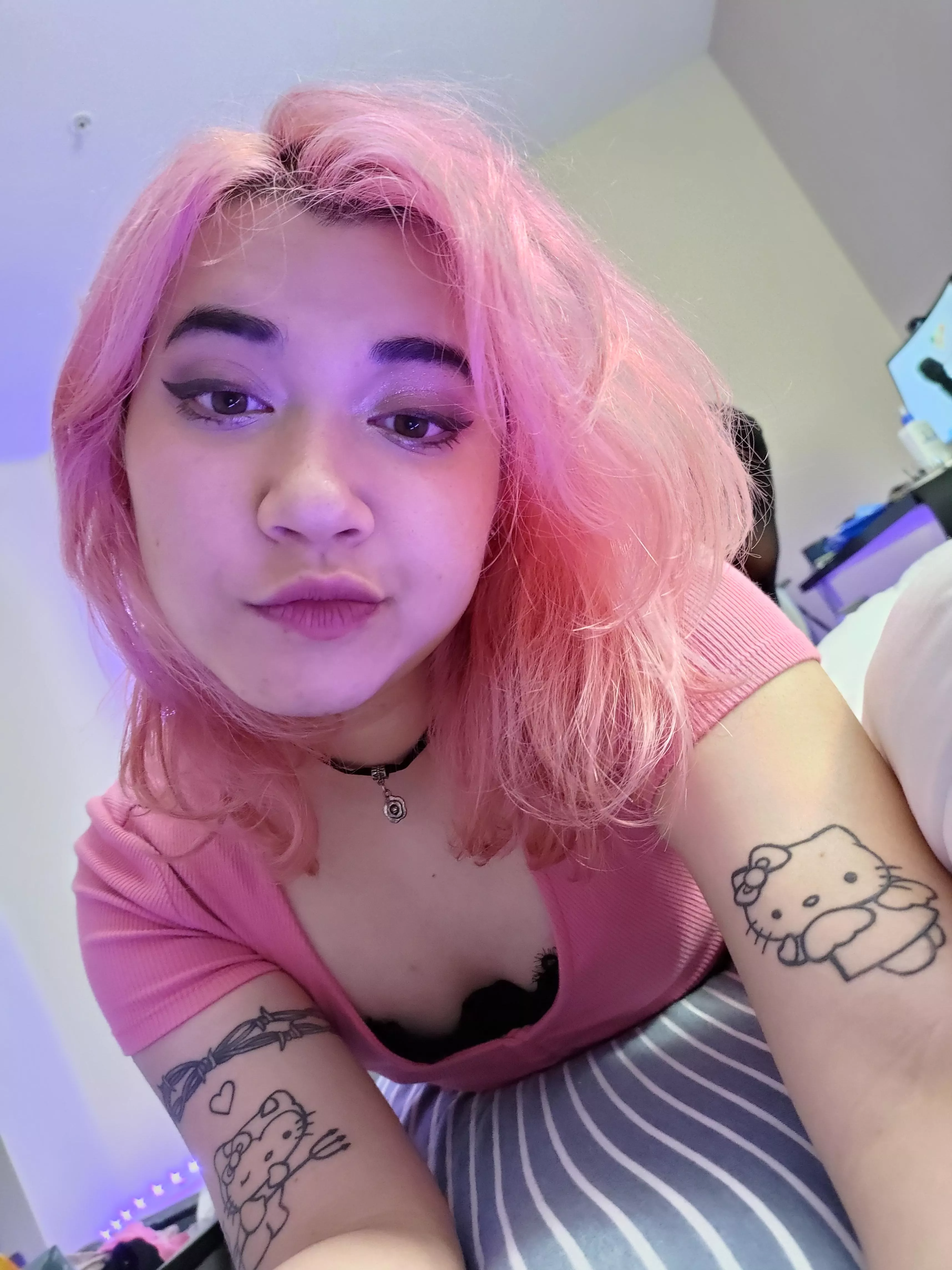 I'm having so much fun with makeup!!