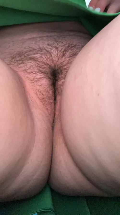 I’ve been growing my bush for a little while, what do you think?🙈