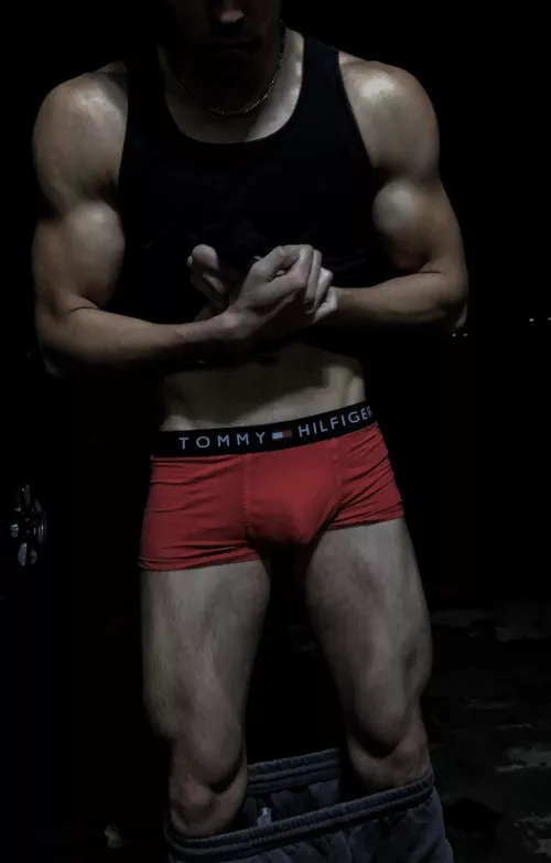 legs felt juicy 💦