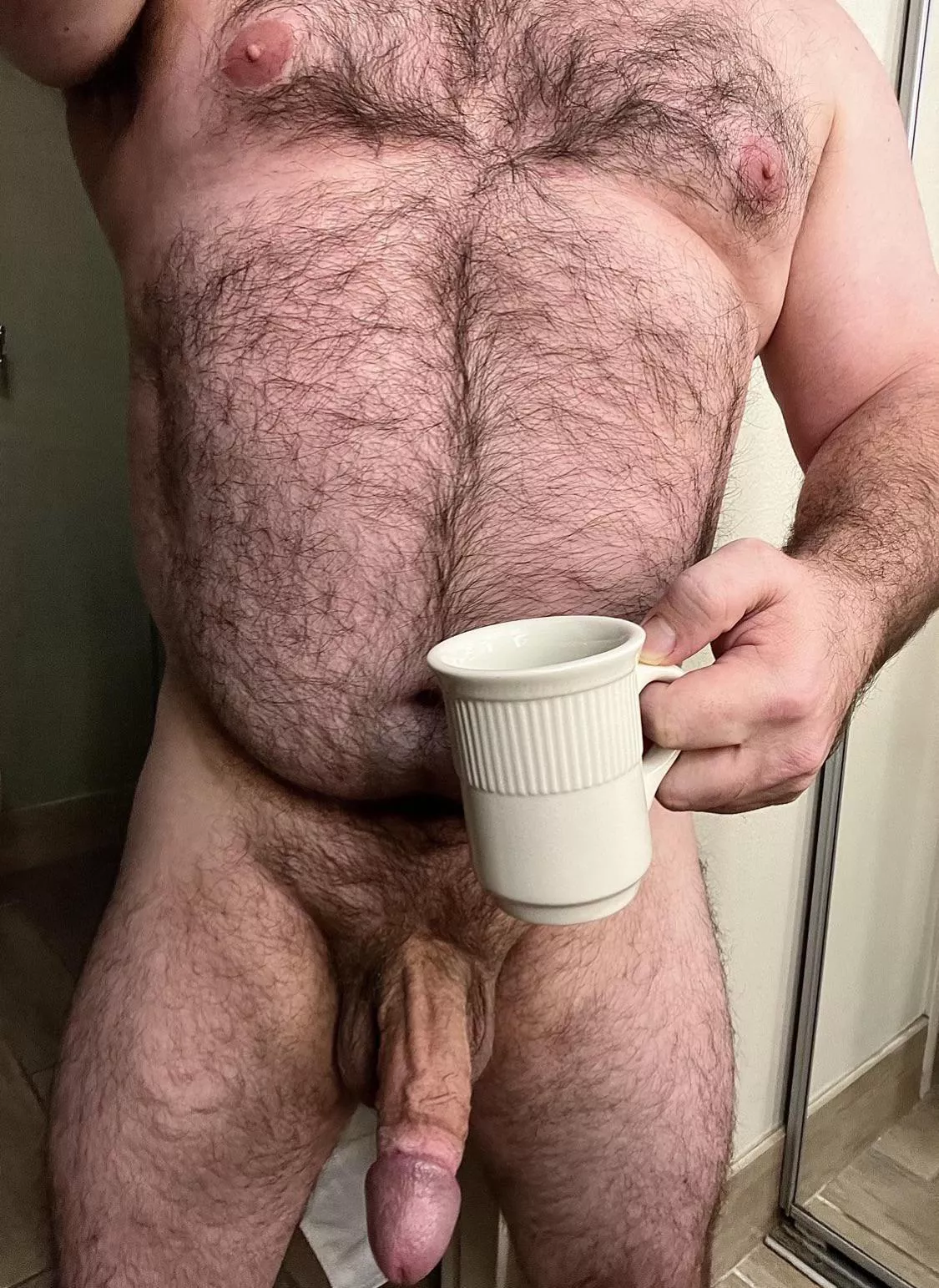 Making you thirsty this Thursday? Come over and have some. 😘