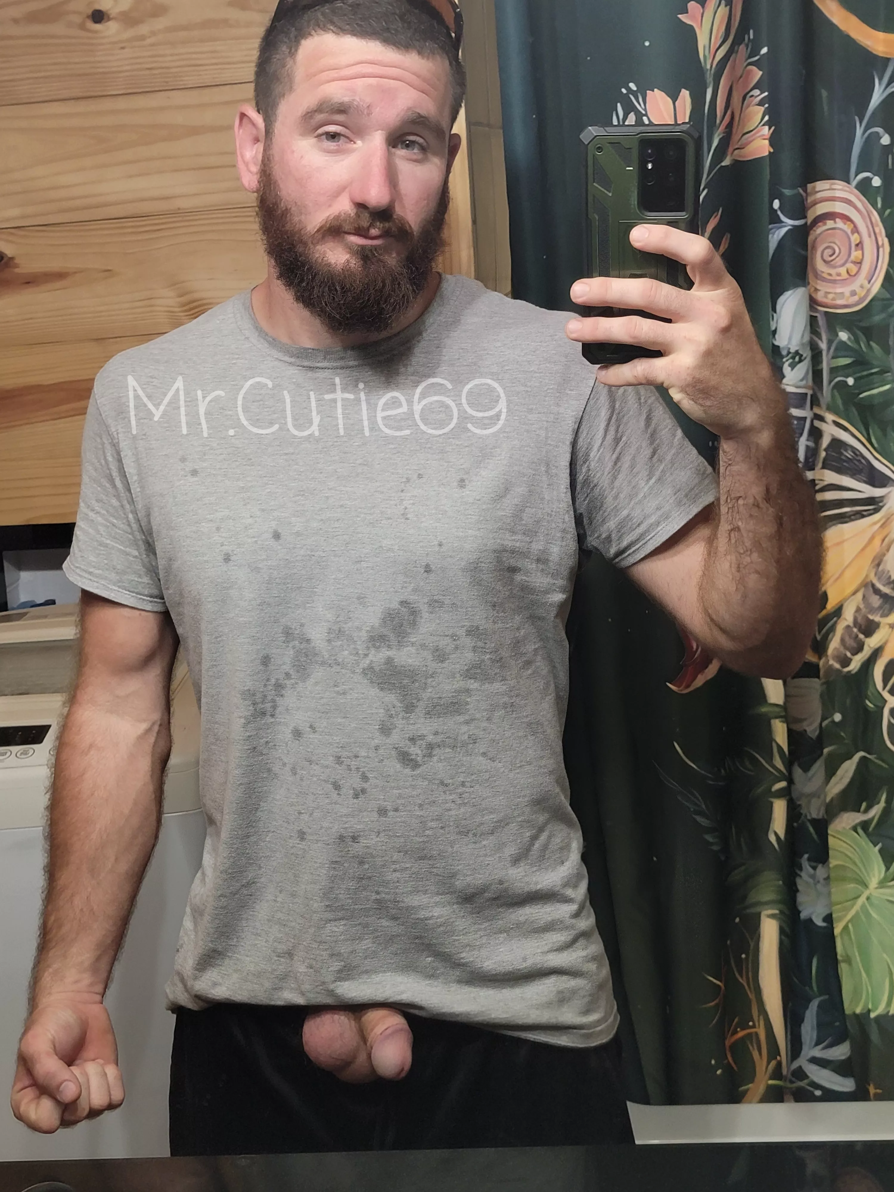 Mannnn it's hot today!! 😳🔥