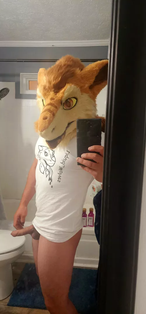 New shirt thanks to @liquid_wolves