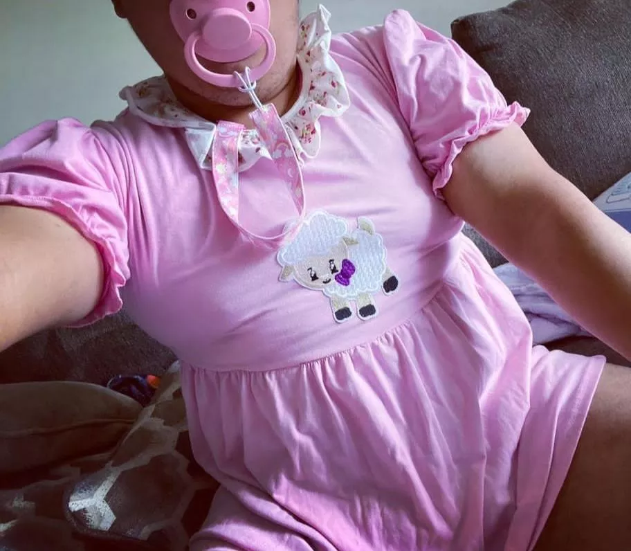 Theres a lamb on my dress!