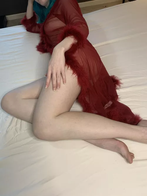 Who wants a piece of me? [F]