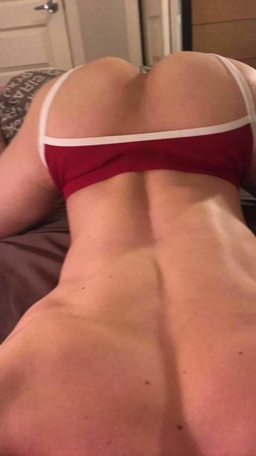 18 is anyone from Quebec? Dm me