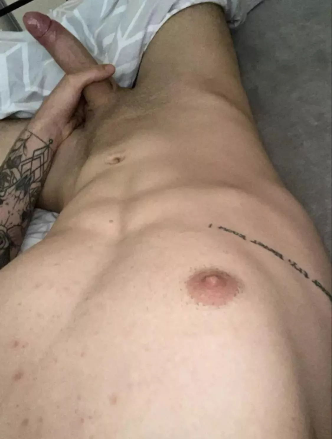 20M Czech wants to have fun/call with some twunk. Face SC:justboredathome